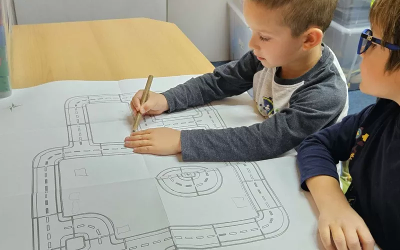 MALÁ TECHNICKÁ UNIVERZITA 